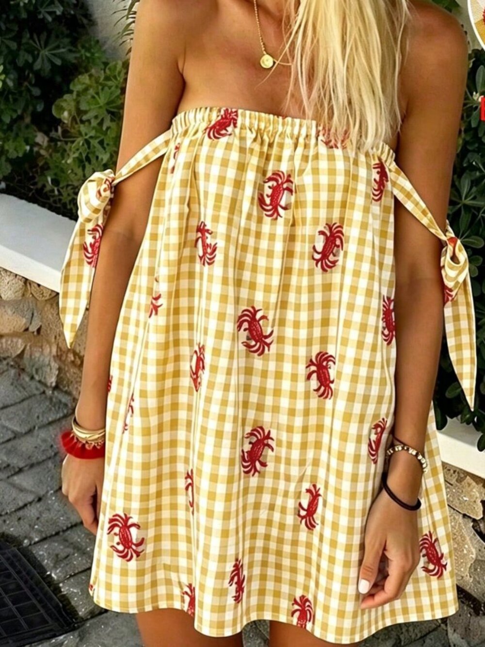 Yellow Elegant Women's Short Plaid Crab Embroidered Strapless A-Line Mini Dress - Picture 3 of 7